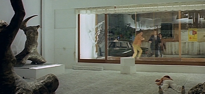 O Pássaro das Plumas de Cristal (1970) (3)