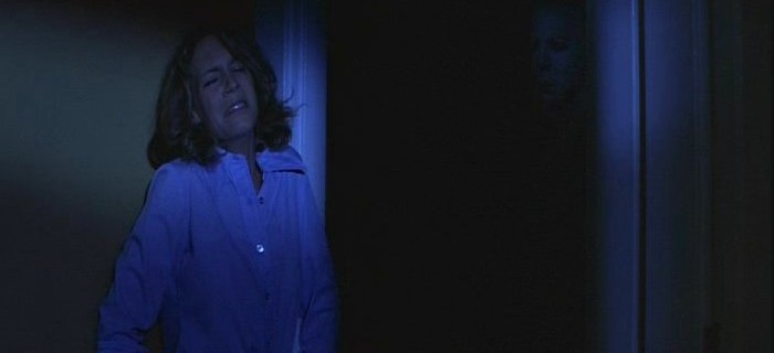 Halloween - A Noite do Terror (1978)  Filmes clássicos de terror, Filmes  antigos de terror, Cartazes de filmes de terror