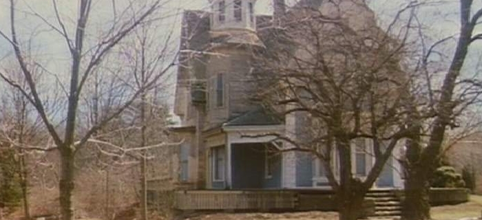 A Casa do Cemitério (1981)