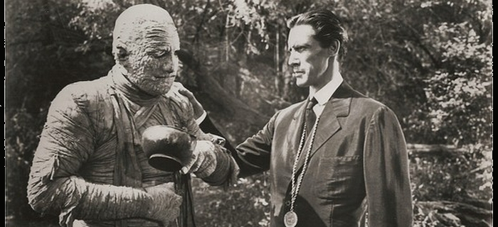 A Sombra da Múmia (1944)