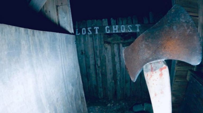 A Town Full of Ghosts (2022) - Boca do Inferno